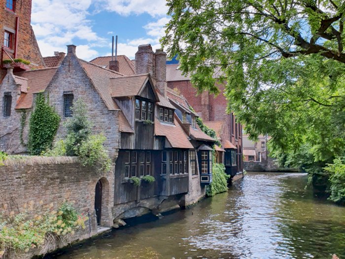 Bruges, Negeri Dongeng yang Menakjubkan di Belgia Punya Kanal-kanal di Tengah Kota