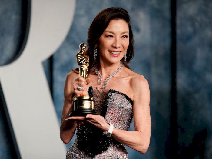 5 Film Populer yang Dibintangi Michelle Yeoh, Aktris Terbaik Oscar 2023
