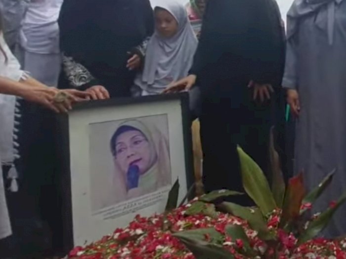 Nina Kartika Ungkap Semangat Nani Wijaya Sebelum Wafat: Kuat Banget Ibu Aku