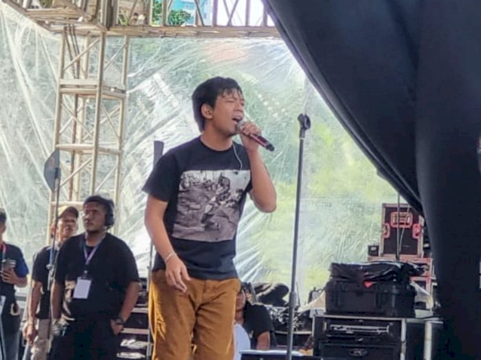 Pecah! D Masiv Guncang Jiexpo Kemayoran di Konser Festival Pesta Rakyart