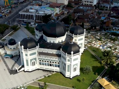 Keindahan Masjid Raya Al Mashun Medan, Arsitekturnya Bercorak Melayu, Timur Tengah & Eropa