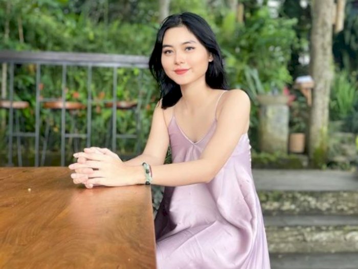 Cesen Istri Marshel Pamer Foto Berenang hingga Pakai Dress Tipis, Disorot Netizen