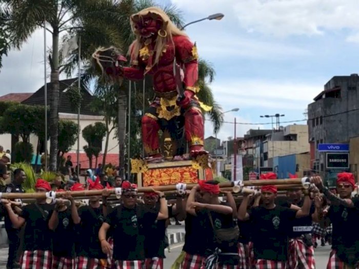 Ratusan Umat Hindu di Ambon Pertama Kali Gelar Pawai Ogoh-ogoh Peringati Nyepi