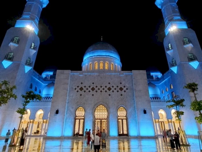 Sederet Fakta Menarik Masjid Raya Sheikh Zayed Solo, Dibangun dengan Konsep Timur Tengah