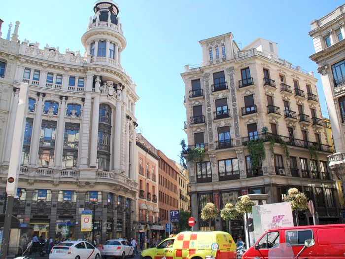 5 Destinasi Wisata yang Seru di Kota Madrid, Punya Keindahan Arsitektur Tiada Duanya