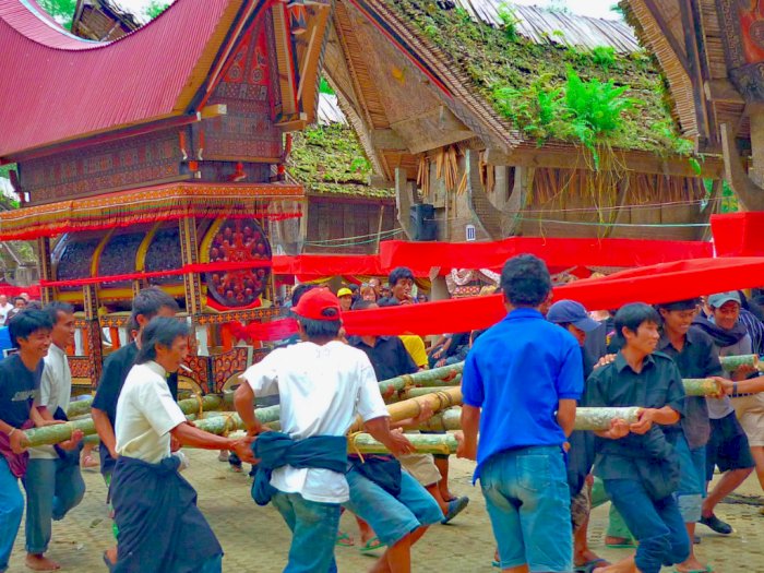 Menengok Tradisi  Rambu Solo, Upacara Kematian di Tana Toraja yang Jadi Perhatian Dunia