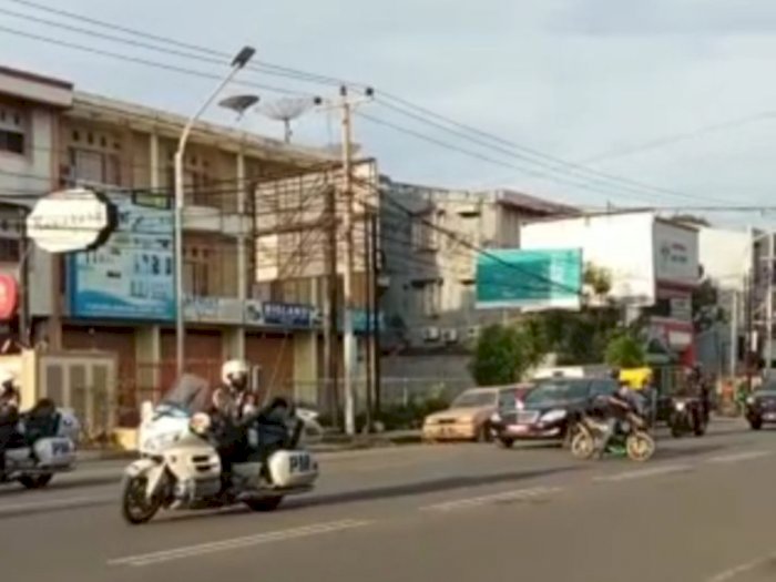 Heboh Pemotor Terobos Iring-iringan Mobil Presiden Jokowi di Makassar, Pelaku Dilepaskan 