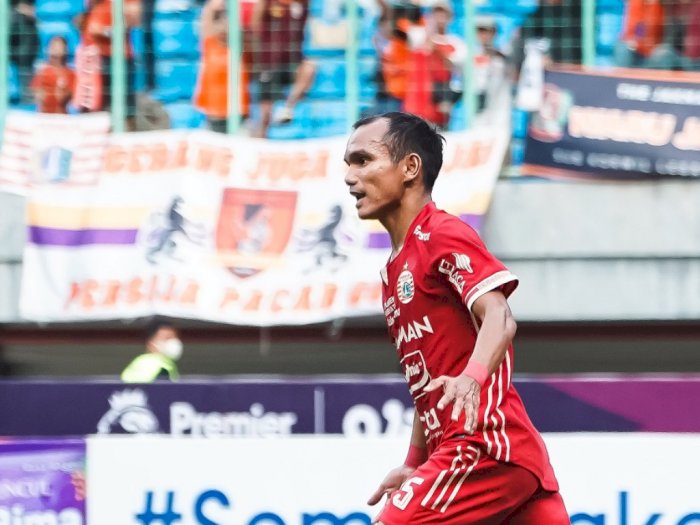 Babak Pertama Usai, Riko Bawa Persija Jakarta Unggul 1-0 atas Persib Bandung!