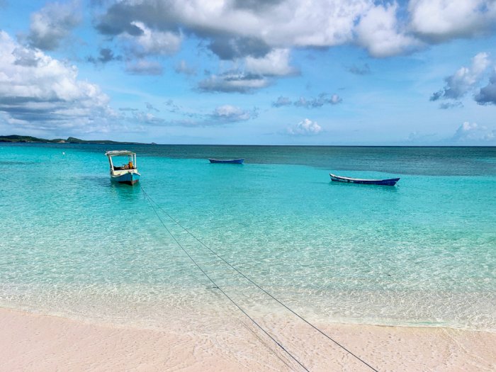Pantai Loedik, Pilihan Wisata yang Cocok saat Berlibur ke Nusa Tenggara Timur