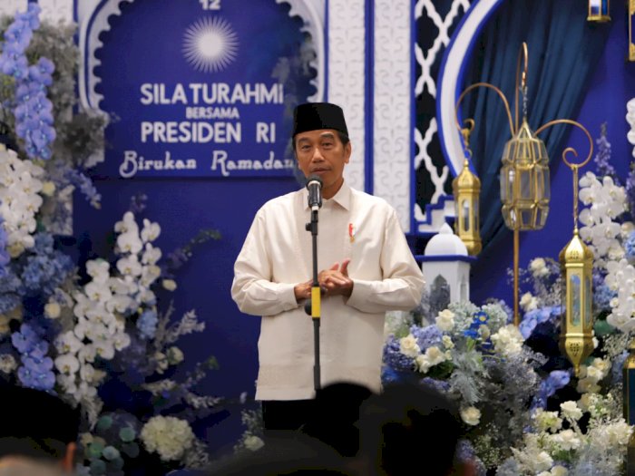 Presiden Jokowi Curhat: 2 Minggu Saya Pusing Gara-gara Bola!