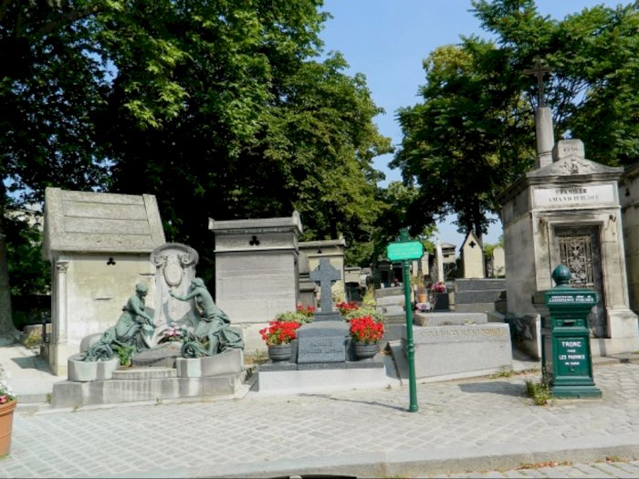 Père Lachaise, Pemakaman yang Jadi Tempat Wisata Populer di Paris