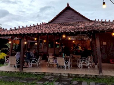 Puri Mataram, Restoran Asri dengan Wahana Bermain di Yogyakarta