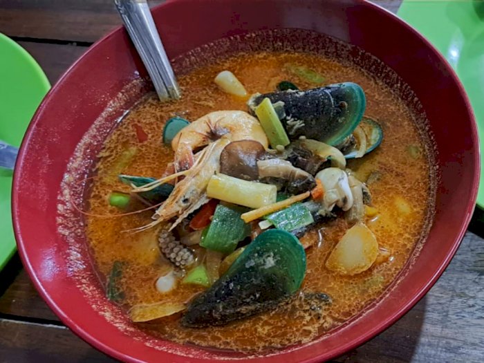 Mencicipi Tomyam Seafood Thailand di Hotplate Jakal 7 Yogyakarta, Kuahnya Nendang Banget!
