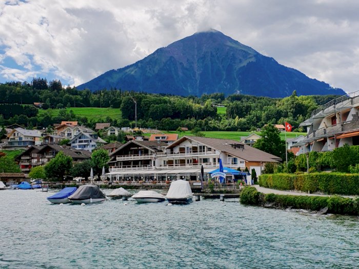 Pesona Kota Interlaken, Destinasi Wisata dengan Keindahan Alam Terbuka di Swiss