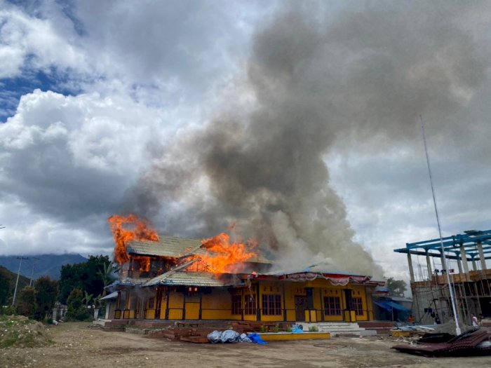 Kebakaran di Kantor Bupati Dogiyai, Polisi Pastikan Tak Ada Korban