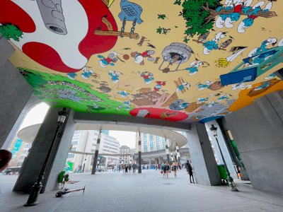 Cerita di Balik Keindahan Mural Smurf di Lorong Terkenal Brussels