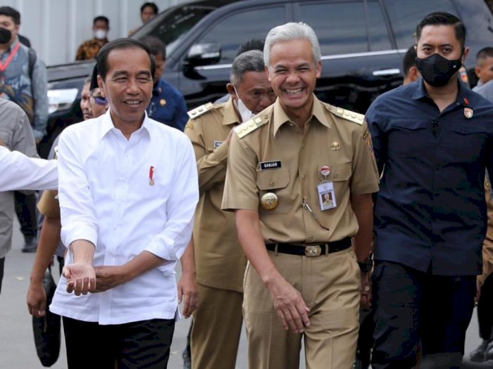 Presiden Jokowi dan Ganjar Makin Akrab, Satu Mobil saat Tinjau Pasar