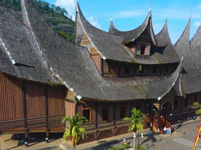10 Rekomendasi Wisata yang Wajib Dikunjungi Saat Melancong di Sumatera Barat