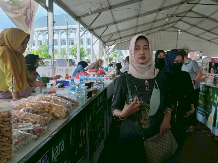 Pasar Juadah Pontianak: Menikmati Beragam Makanan Tradisional Di Bazar Ramadhan