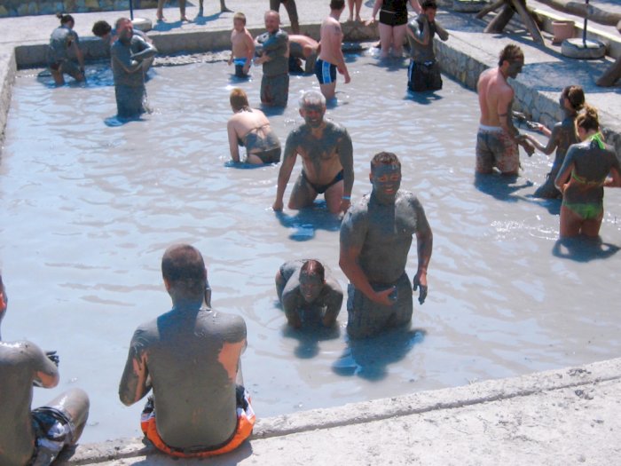 Asiknya Terapi Mandi Lumpur Dalyan Mud Bath di Turki, Dipercaya Bisa Sembuhkan Penyakit