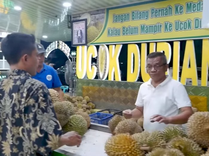 Merasakan Durian di Ucok Durian yang Terkenal, Sampai Jokowi Bawa Jan Enthes ke Sini