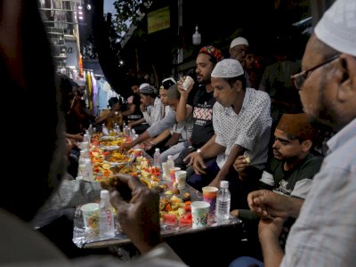 Tradisi Unik Bulan Ramadan di India, Berbuka dengan Garam Sebelum Makan yang Lainnya