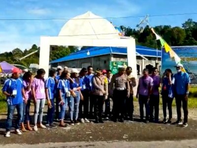 Toleransi Pemuda Gereja di Kabupaten Seram Kawal Setiap Masjid saat Salat Idul Fitri