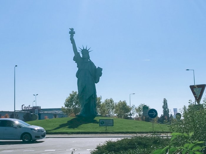 Tak  Hanya di New York, Ternyata Patung Liberty Juga Ada di Prancis, Ini Fakta Menariknya!
