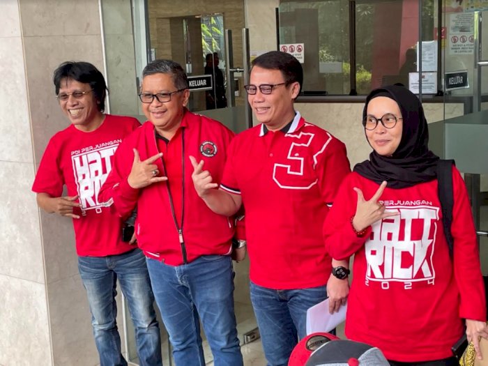 Tim Relawan Pemenangan Ganjar Capres 2024 Dipimpin Ahmad Basarah dan Adian Napitupulu