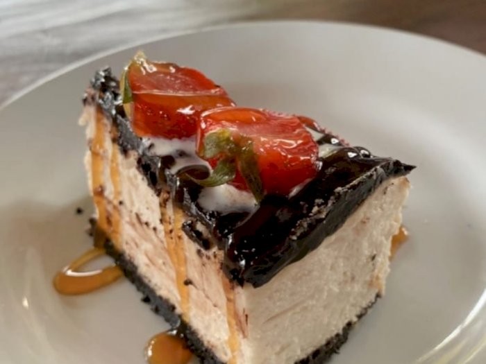 D’Saung Garden Rest Area Sajikan Cake sebagai Makanan Pembuka Gratis