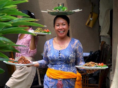 Pengalaman Seru Belajar Memasak Makanan Khas Bali di Ubud