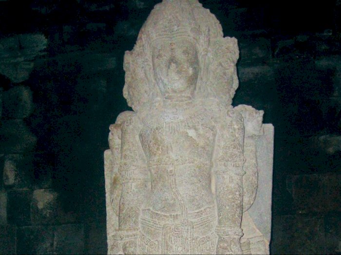 Patung Brahma di Candi Prambanan: Mitos di Balik Jumlah Wajah yang Tak Terhitung