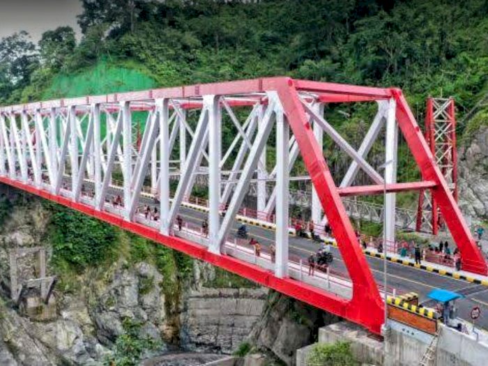 Cantiknya Jembatan Gladak Perak, Usai Diresmikan Mendadak Jadi Wisata Warga Sekitar 