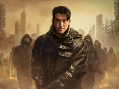 Review ‘Black Knight’, Kim Woo Bin Jadi Kurir di Dunia Distopia dengan Sinematografi Epik