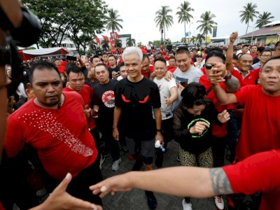 Olahraga Pagi di Manado, Ganjar Terima Sambutan Hangat dari Warga
