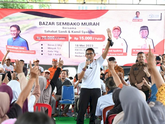 Sandiaga dan Kamil Syaikhu Gelar Bazar Sembako Murah di Medan Satria Kota Bekasi