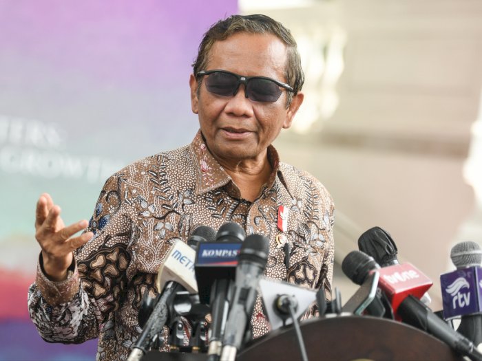 Mahfud MD: Presiden Jokowi Ingin Proyek Menara BTS Dilanjutkan