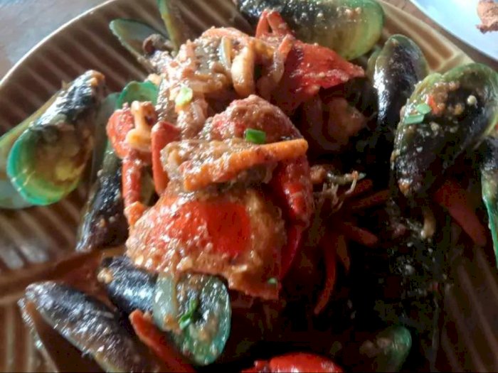 Usung Konsep Jawa, Yuk Nikmati Mangut Manyung Dan Aneka Seafood Di Waroeng Aroma Gresik