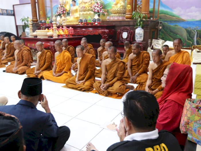 Sambut 32 Biksu Thudong, Mbak Ita Banggakan Toleransi Warga Kota Semarang