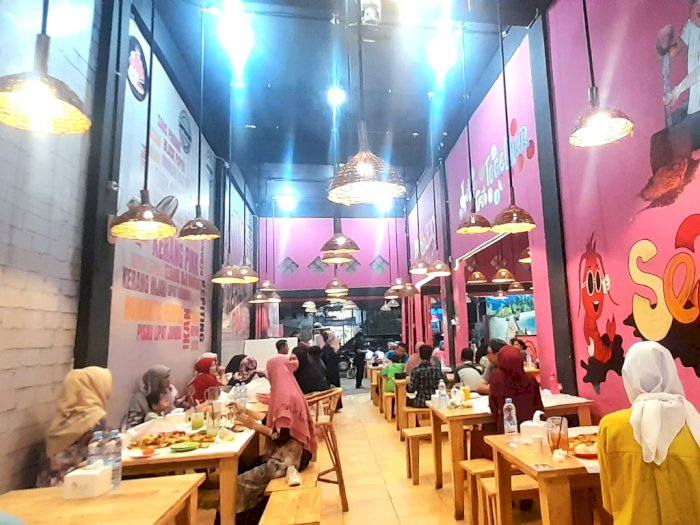 Hidangan Seafood di Medan, Kuliner Khas yang Dinikmati dengan Cara Mukbang