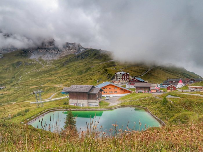 Menikmati Keindahan Danau-Danau di Kleine Scheidegg: Surga Tersembunyi di Pegunungan Swiss