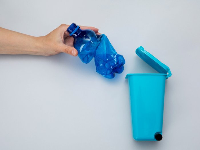 Sampah Plastik Mudah Didaur Ulang Loh, Yuk Kumpulin daripada Buang Sembarangan