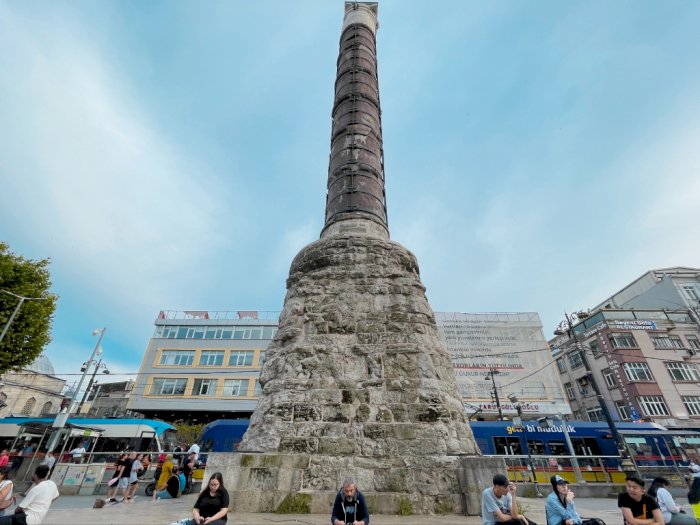 Misteri Column of Constantine: Simbol Kekuatan dan Kejayaan Kekaisaran Romawi Timur