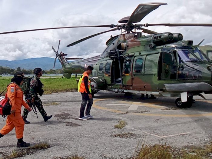 Evakuasi Korban Pesawat SAM Air Dilakukan Siang Ini: Pakai Heli Caracal TNI!