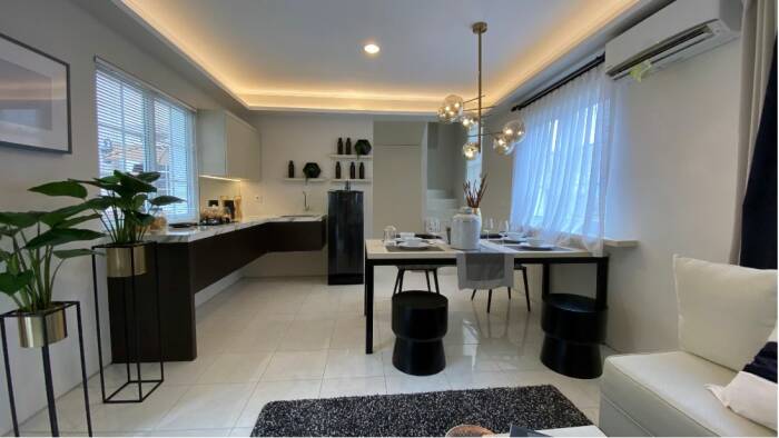 Nilai tambah lain dari tipe Muse @Alesha Pool Villa yaitu para penghuni dapat menikmati fasilitas Danau Vanya Park untuk berolahraga (photo/Sinar Mas Land). Nilai tambah lain dari tipe Muse @Alesha Pool Villa yaitu para penghuni dapat menikmati fasilitas Danau Vanya Park untuk berolahraga.