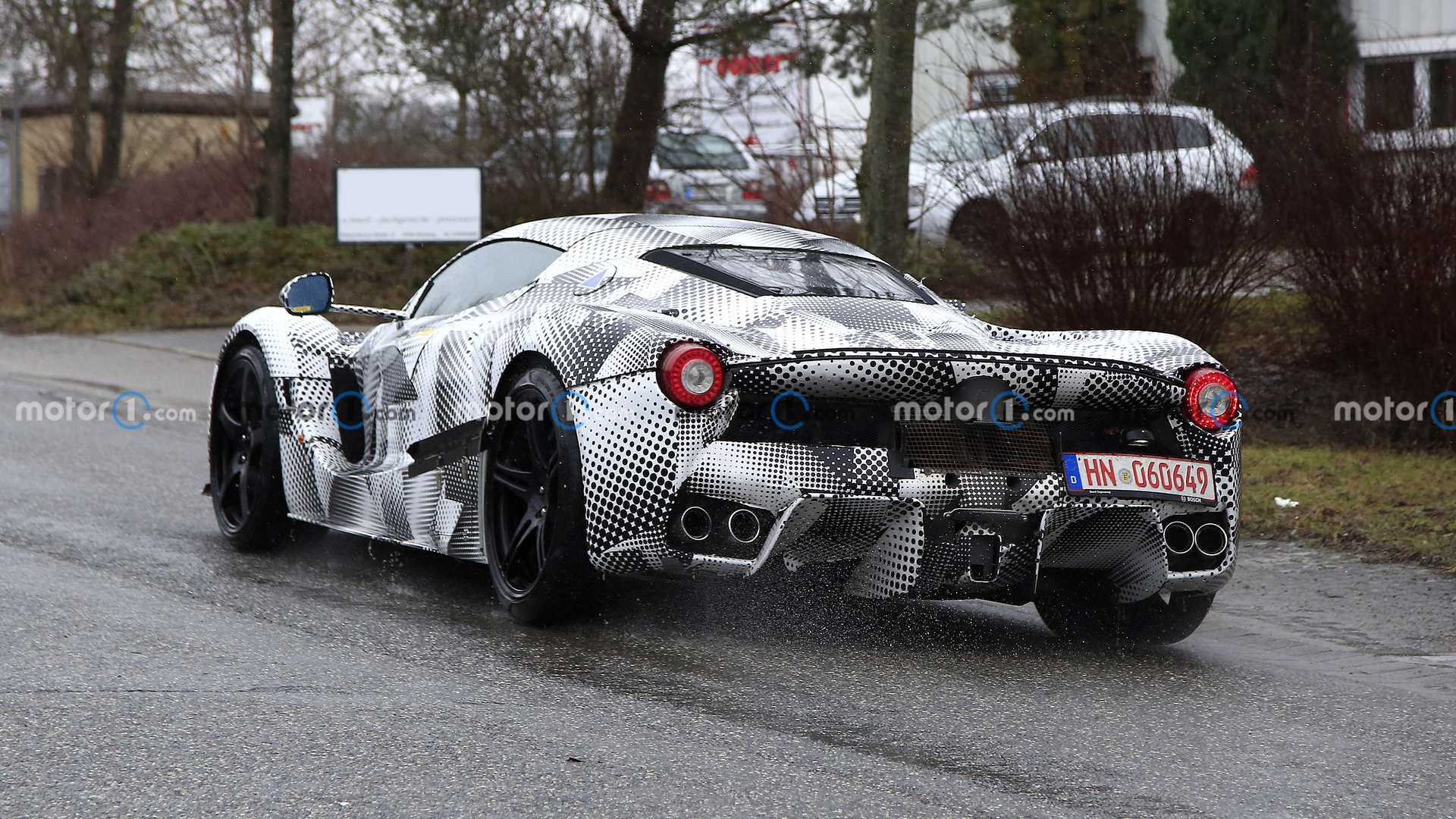 Tampilan mobil hypercar Ferrari yang disebut menjadi suksesor LaFerrari (photo/Motor1.com) Tampilan mobil hypercar Ferrari yang disebut menjadi suksesor LaFerrari