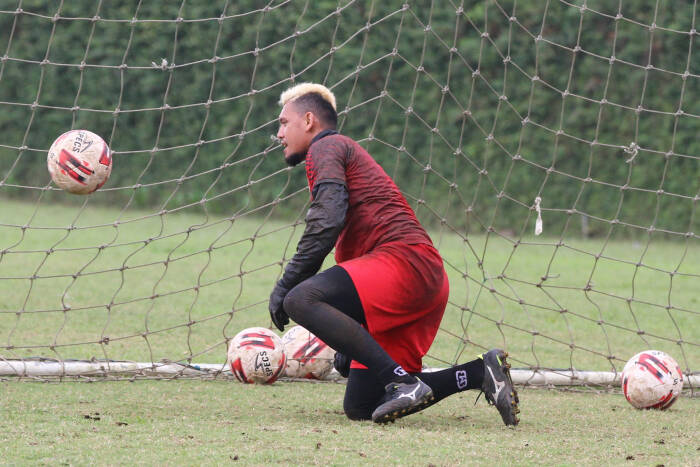 ANTARA FOTO/Ari Bowo Sucipto Pesepakbola Madura United mengikuti pemusatan latihan untuk menghadapi Turnamen Piala Menpora di Lapangan Agrokusuma