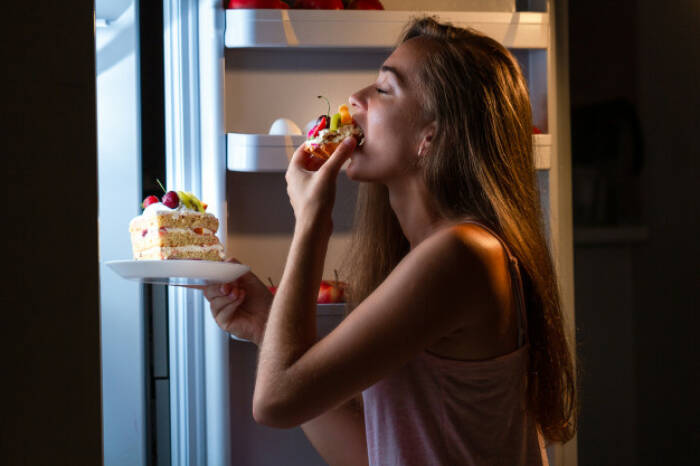 photo/freepik/goffkein meningkatkan berat badan cara memperbesar payudara