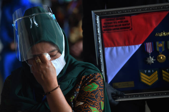 ANTARA FOTO/Zabur Karuru Penganugerahan tanda kehormatan dan kenaikan pangkat luar biasa prajurit KRI Nanggala-402