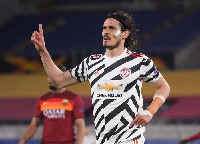 Edinson Cavani dari Manchester United merayakan mencetak gol pertama mereka (REUTERS/Alberto Lingria) Edinson Cavani dari Manchester United merayakan mencetak gol pertama mereka